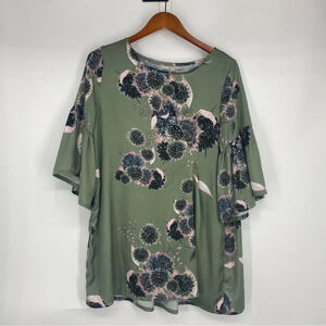 Bryn Walker Floral tunic top Lagenlook Medium green